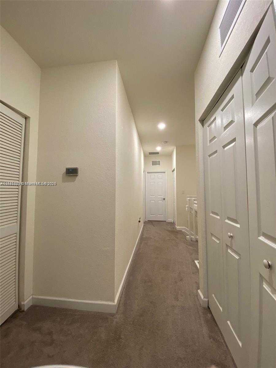 Small Image of 10413 WEST 33RD CT #., Hialeah Number 24