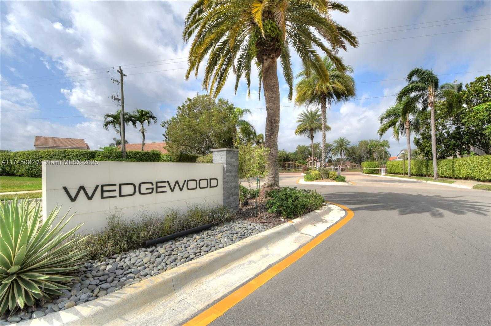Small Image of 8639 Eagle Run Dr, Boca Raton, FL 33434, USA Number 19