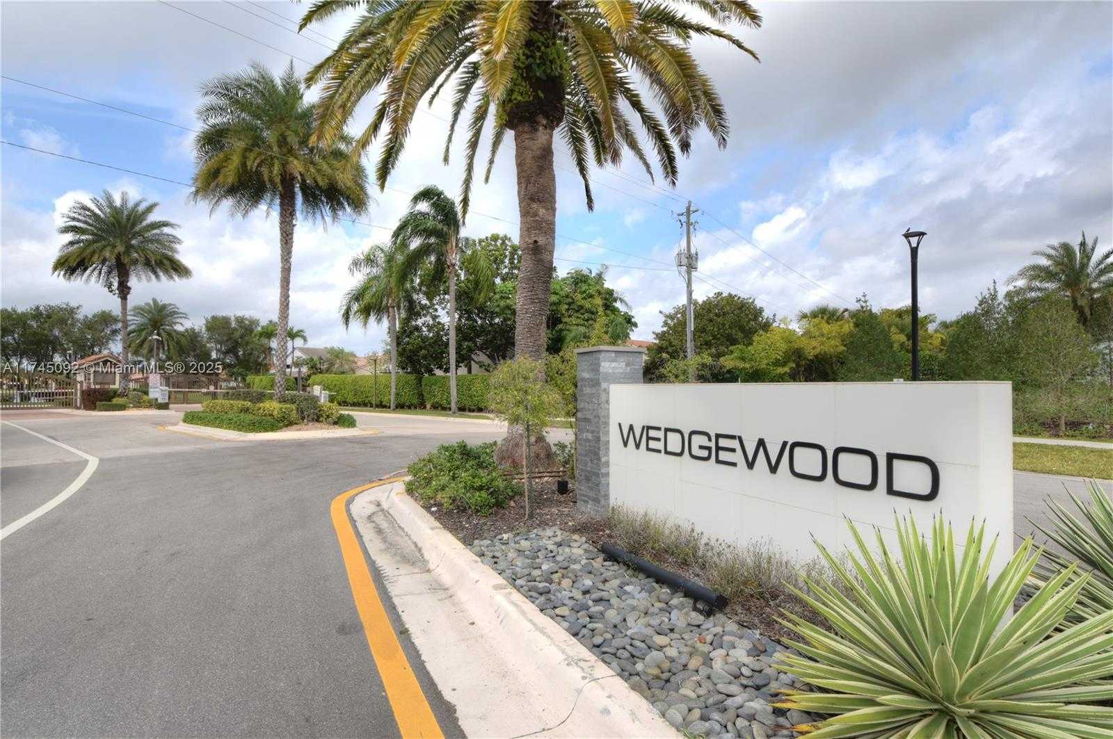Small Image of 8639 Eagle Run Dr, Boca Raton, FL 33434, USA Number 21