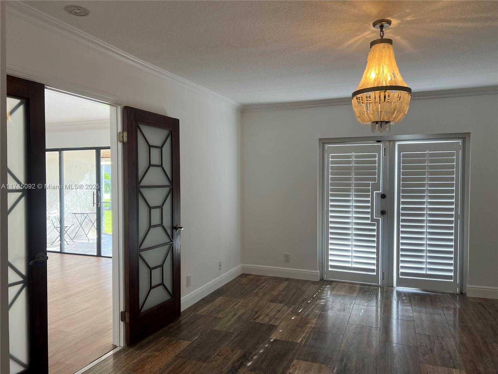 Small Image of 8639 Eagle Run Dr, Boca Raton, FL 33434, USA Number 3