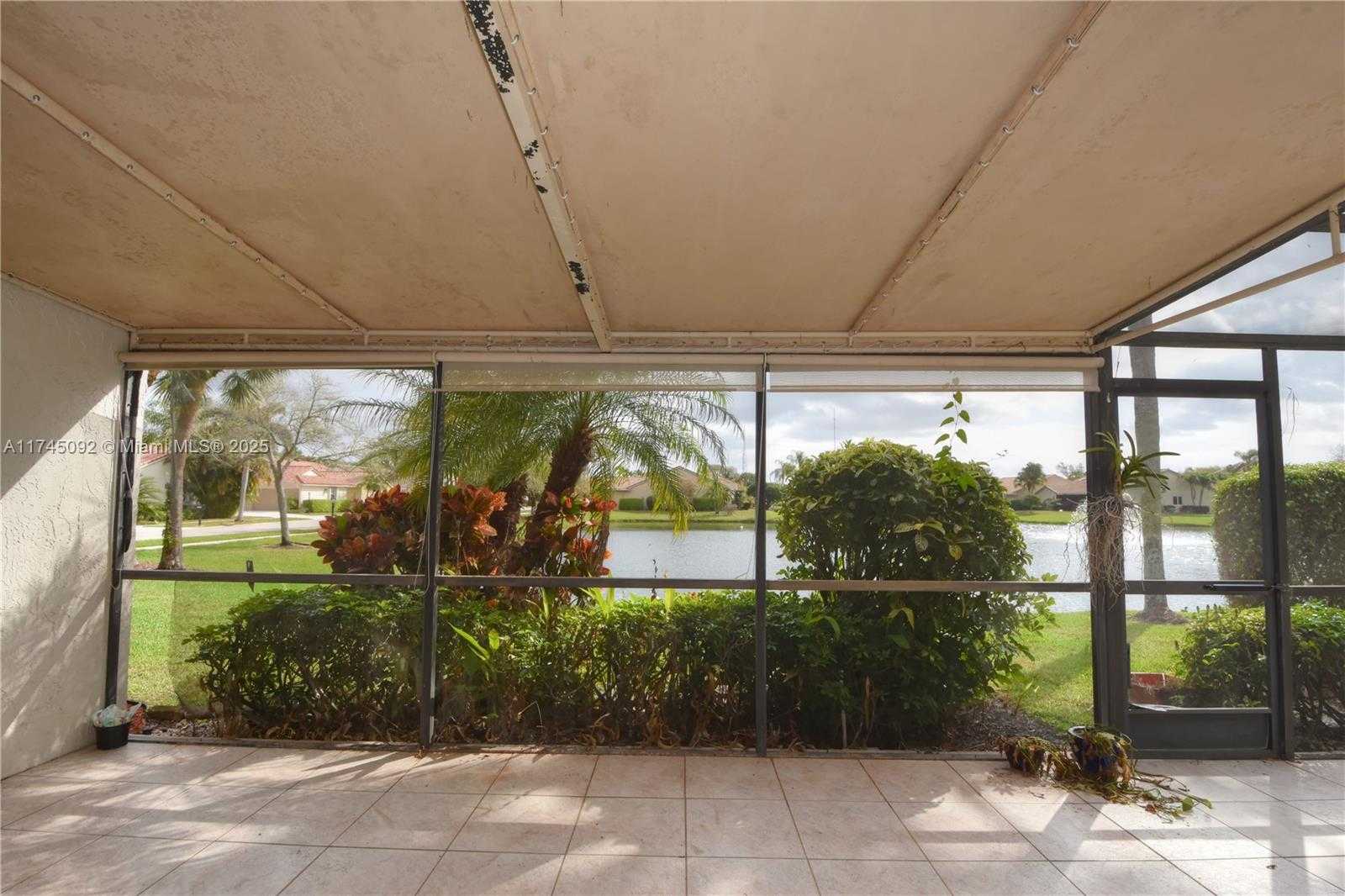 Small Image of 8639 Eagle Run Dr, Boca Raton, FL 33434, USA Number 42