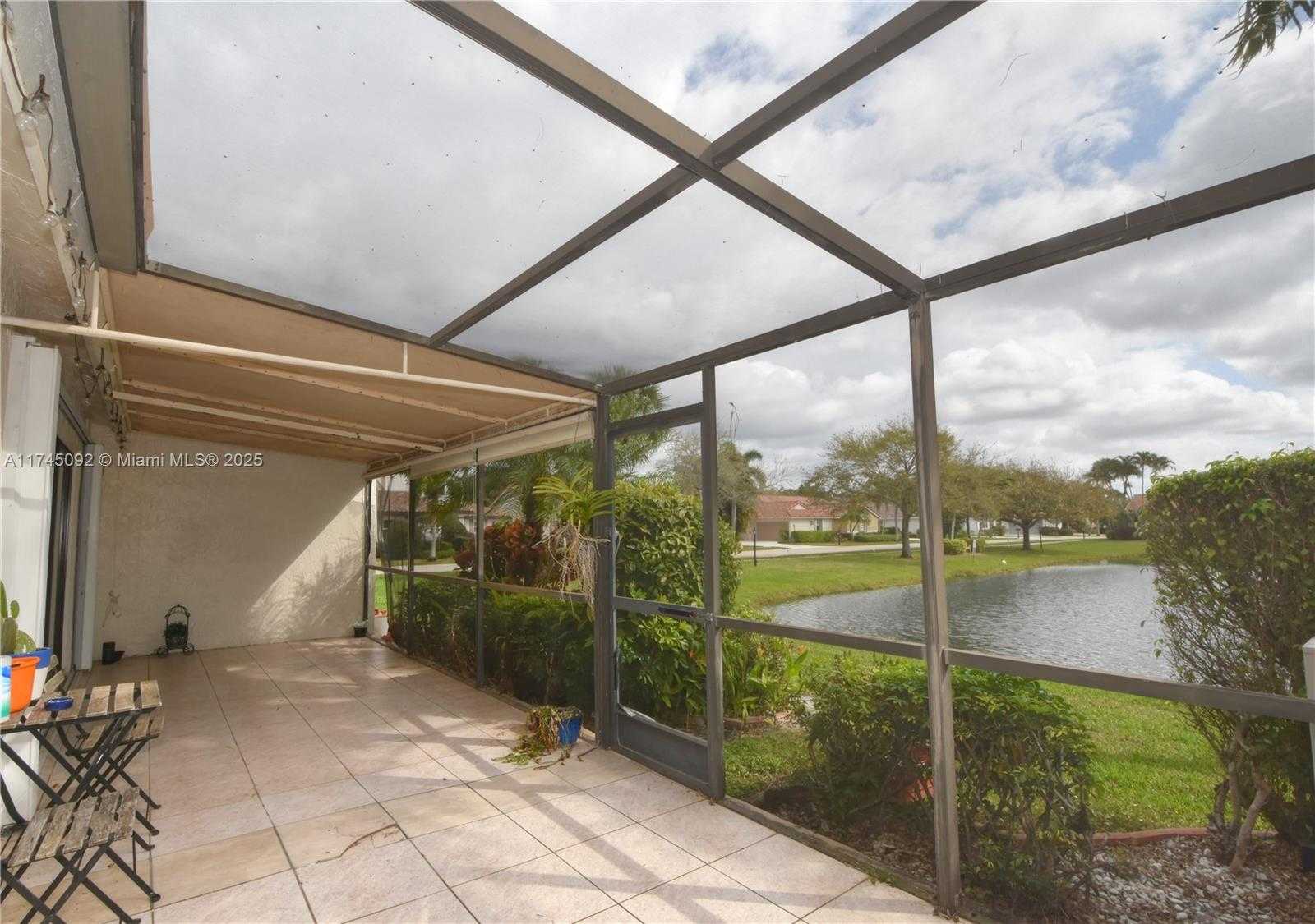 Small Image of 8639 Eagle Run Dr, Boca Raton, FL 33434, USA Number 44