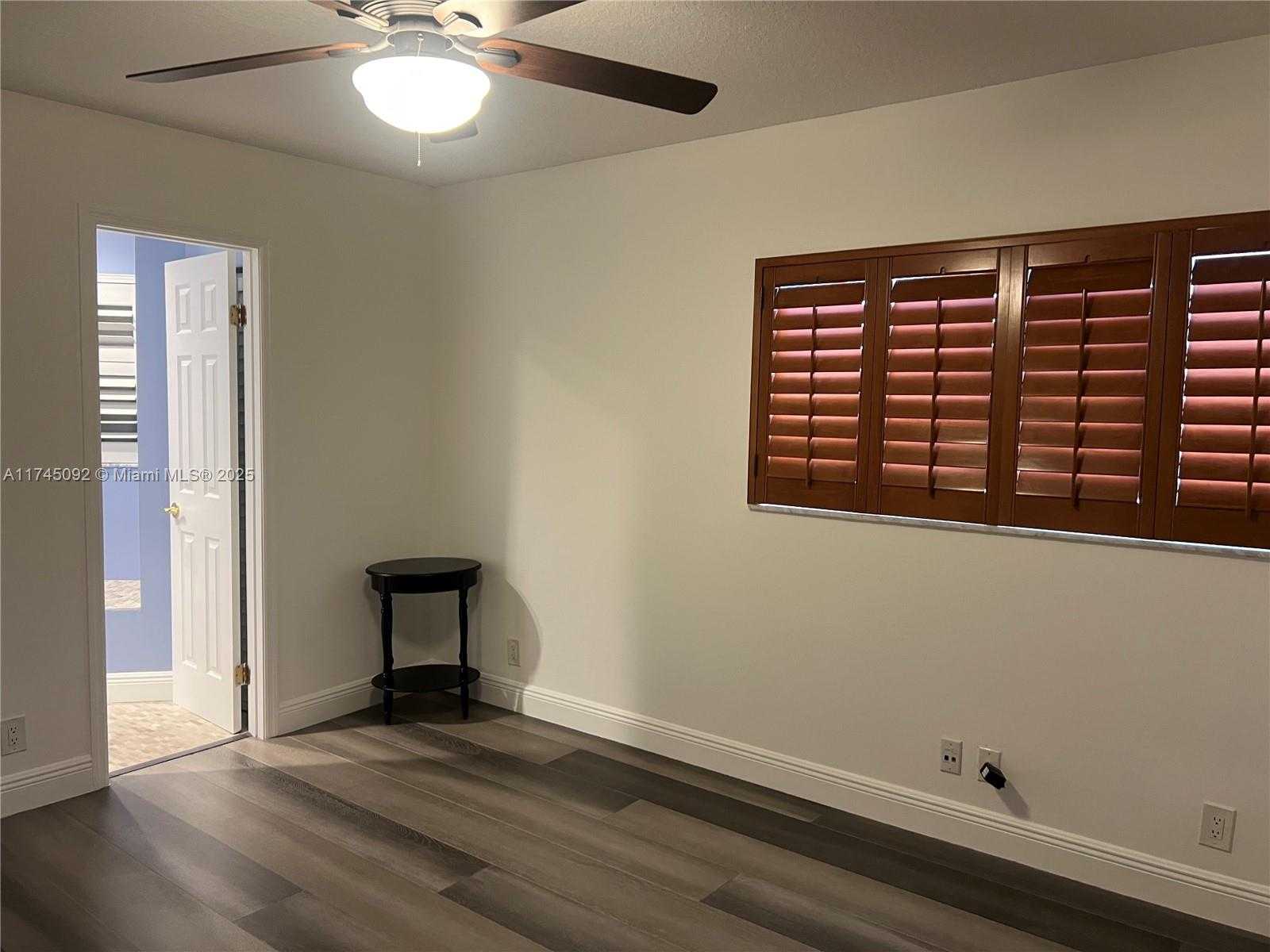 Small Image of 8639 Eagle Run Dr, Boca Raton, FL 33434, USA Number 53