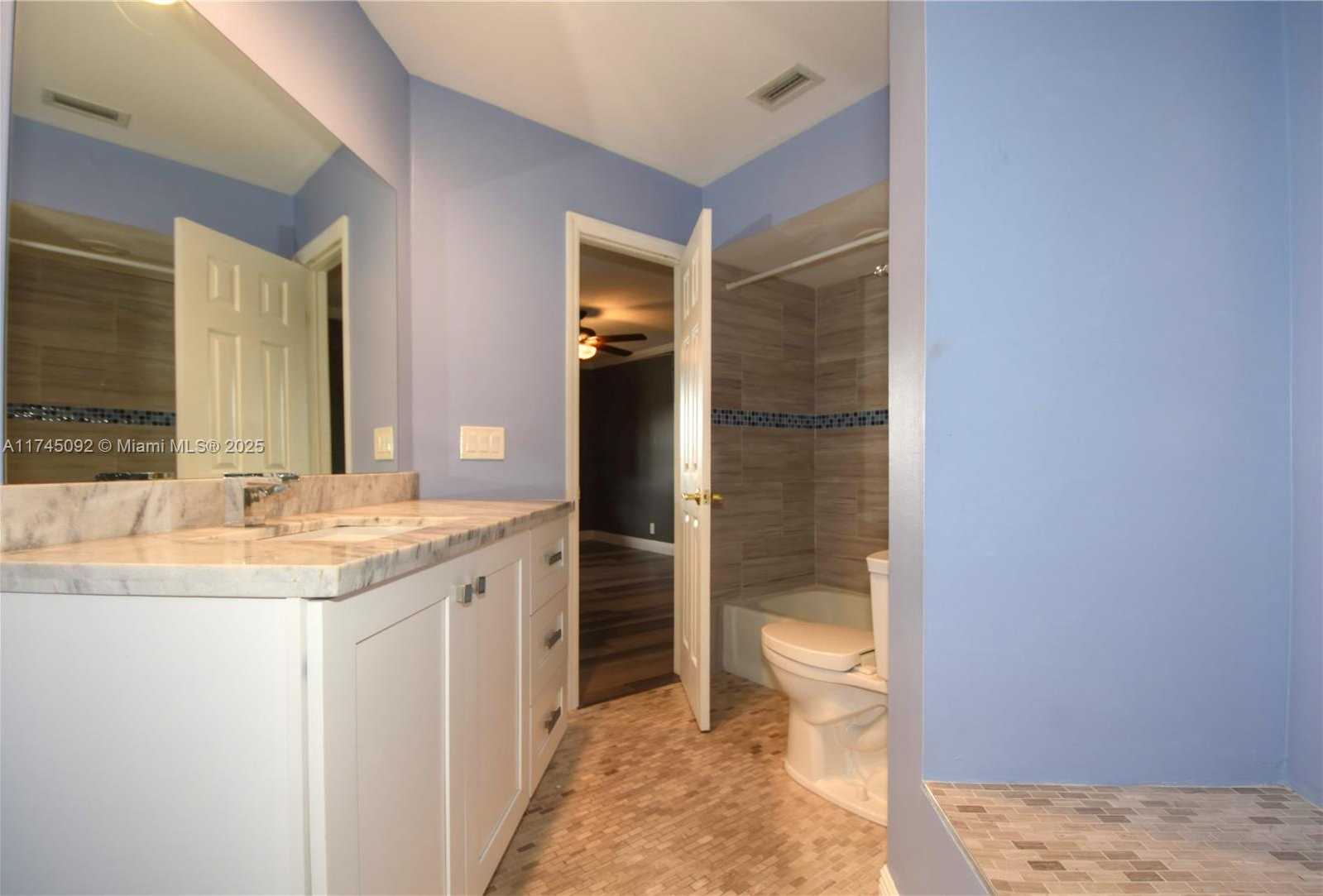 Small Image of 8639 Eagle Run Dr, Boca Raton, FL 33434, USA Number 6