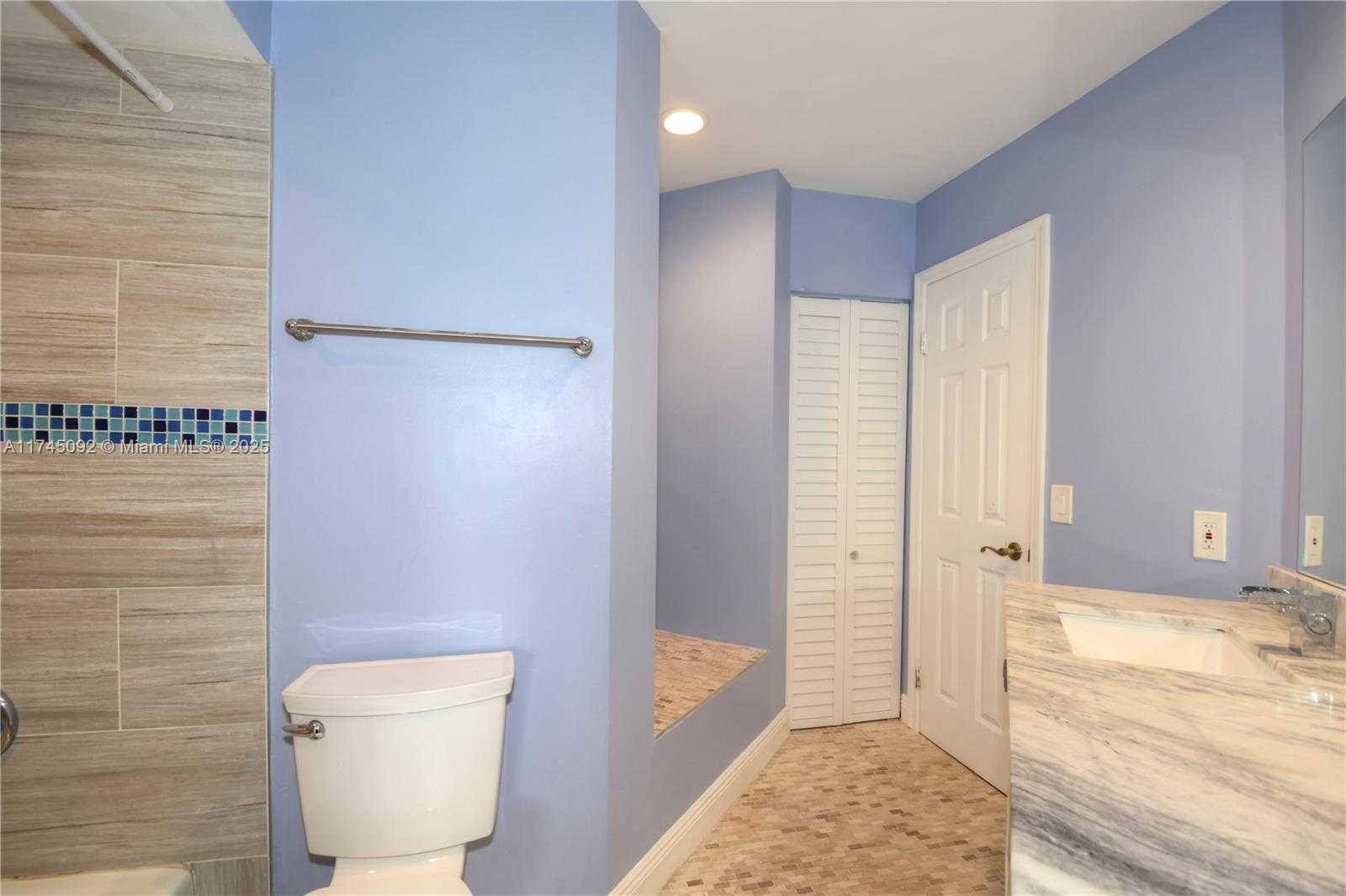 Small Image of 8639 Eagle Run Dr, Boca Raton, FL 33434, USA Number 8