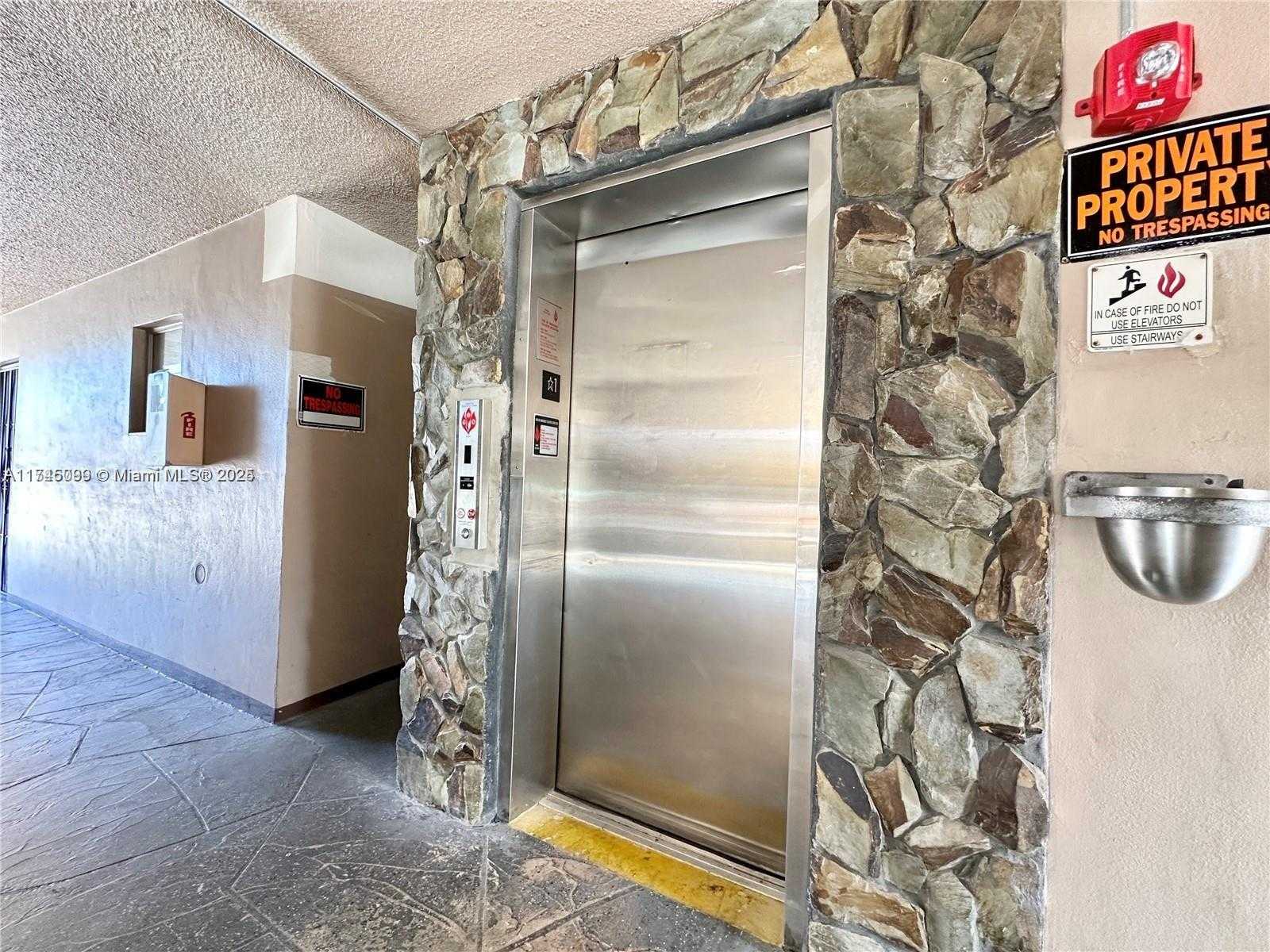 Small Image of 301 NORTH EAST 14TH AVE #201, Hallandale Beach Number 30