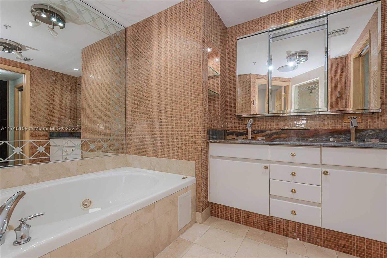 Small Image of 711 BILTMORE WAY #502, Coral Gables Number 21