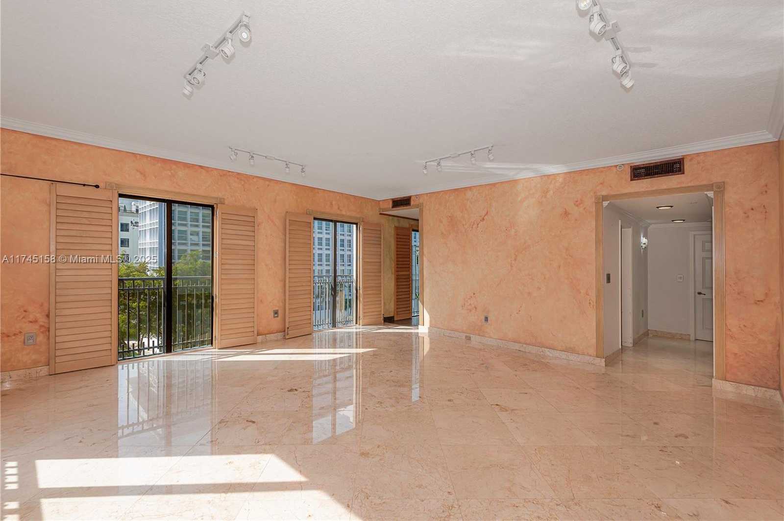 Small Image of 711 BILTMORE WAY #502, Coral Gables Number 7