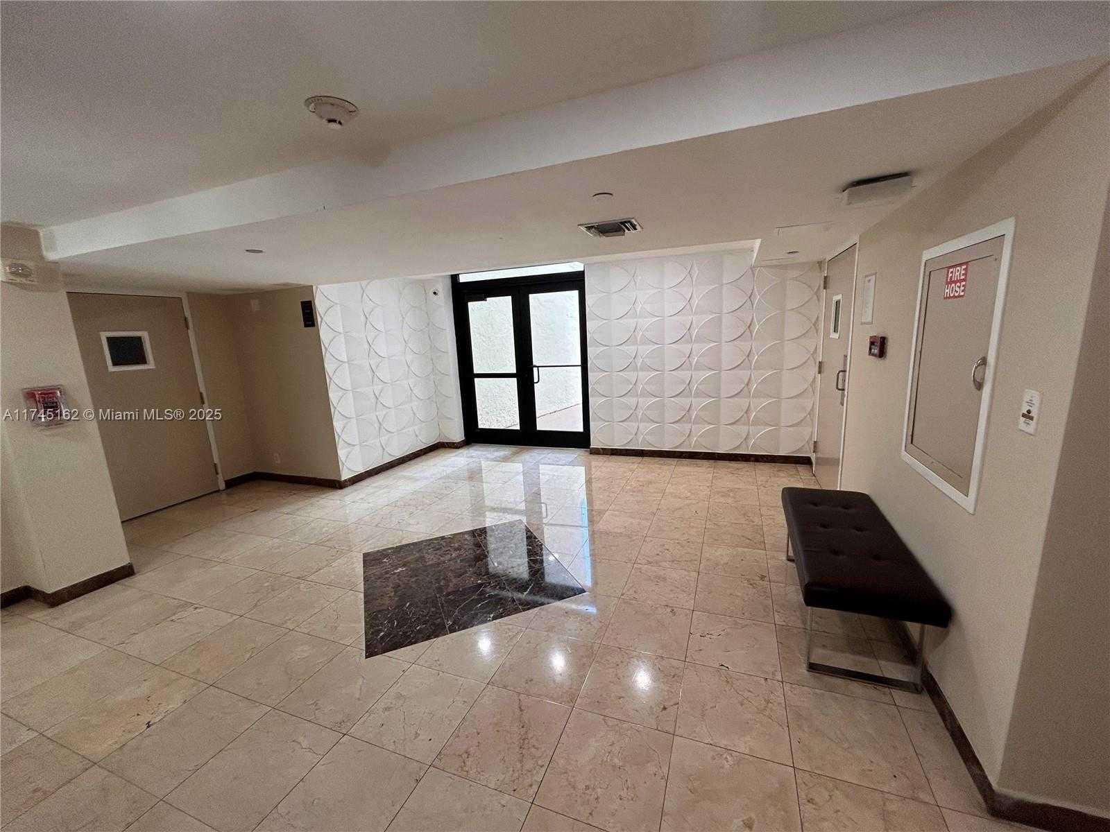 Small Image of 16909 NORTH BAY RD #320, Sunny Isles Beach Number 17