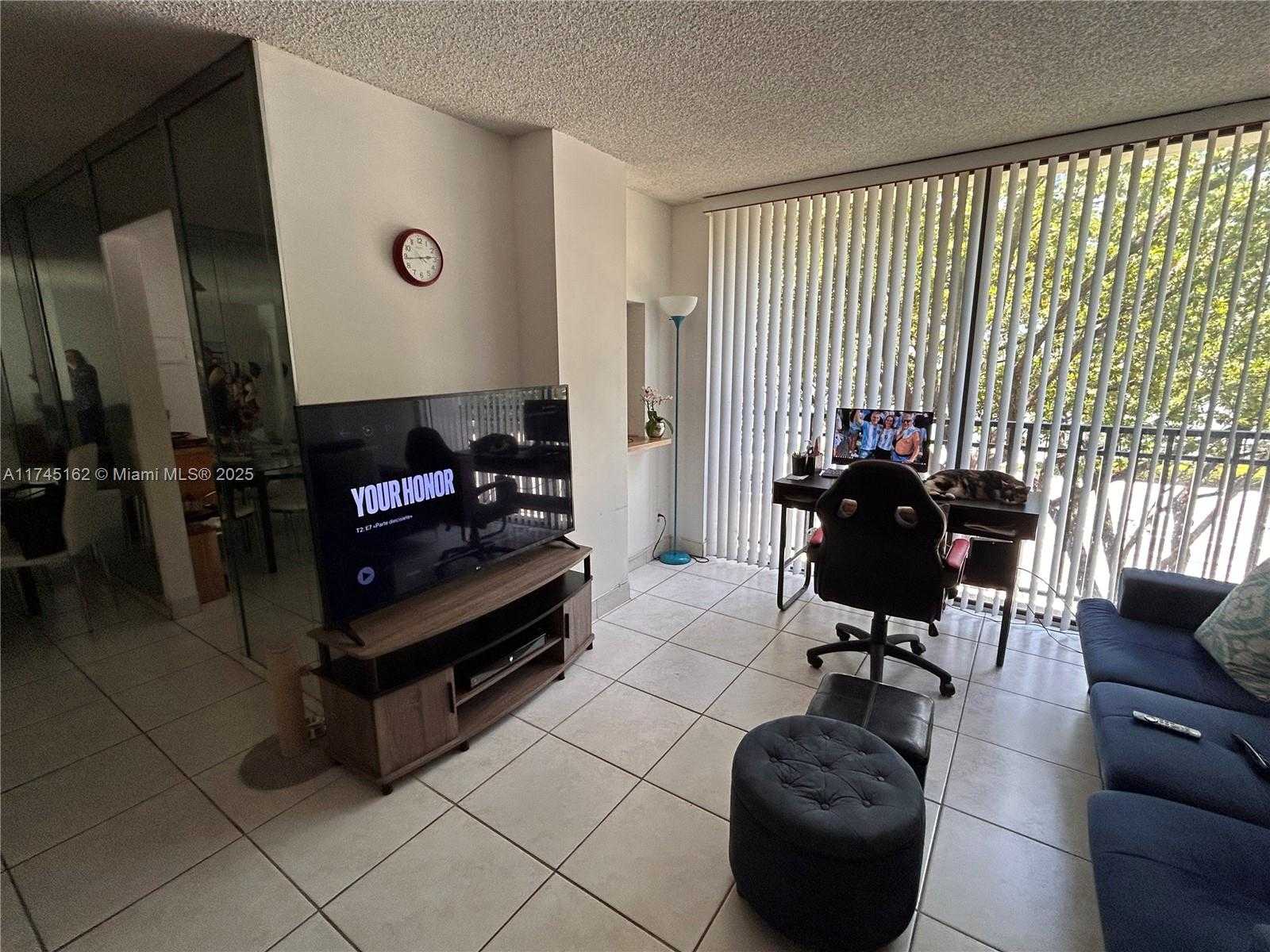 Small Image of 16909 NORTH BAY RD #320, Sunny Isles Beach Number 22