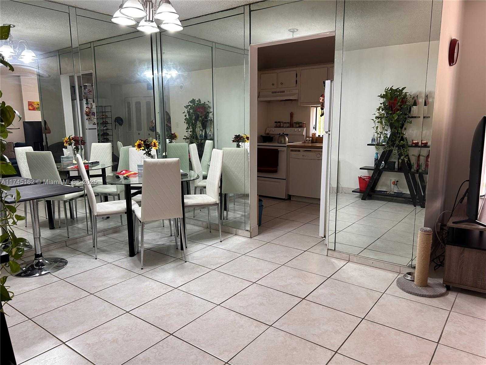 Small Image of 16909 NORTH BAY RD #320, Sunny Isles Beach Number 23