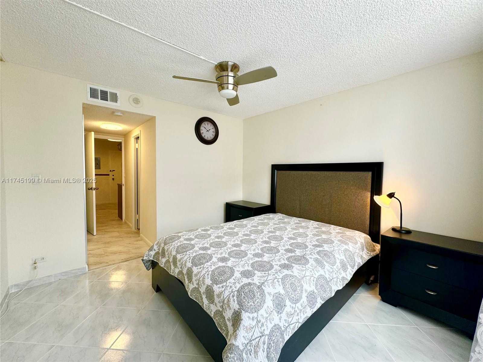 Small Image of 251 174 ST #1408, Sunny Isles Beach Number 21