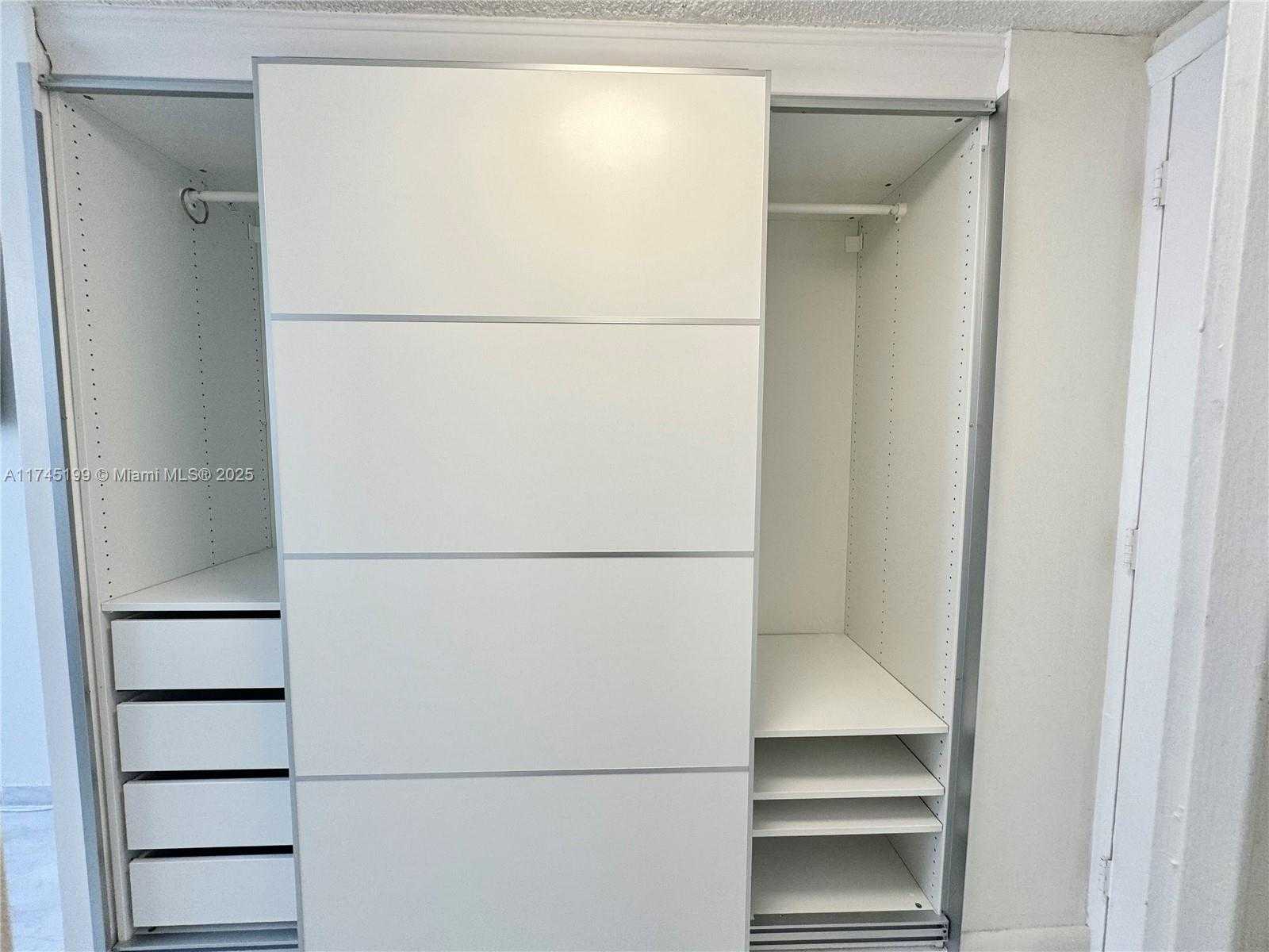 Small Image of 251 174 ST #1408, Sunny Isles Beach Number 24