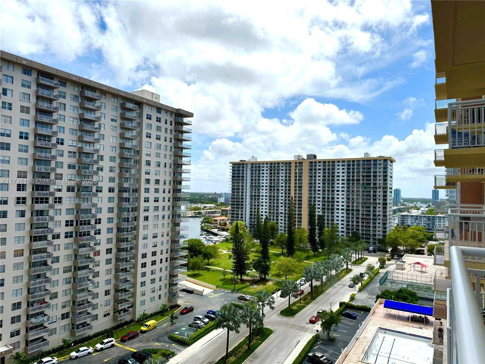 Small Image of 251 174 ST #1408, Sunny Isles Beach Number 3