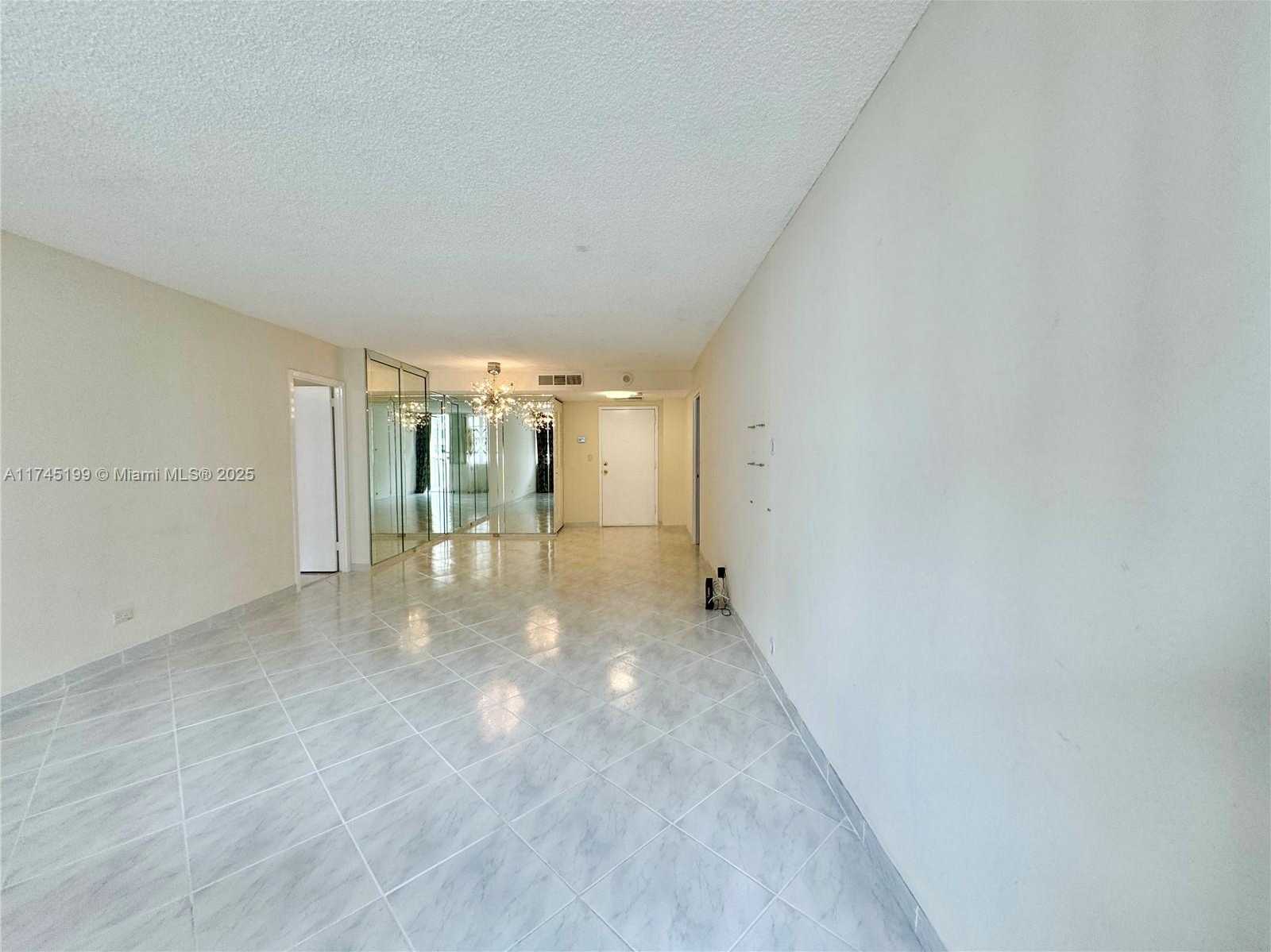 Small Image of 251 174 ST #1408, Sunny Isles Beach Number 8