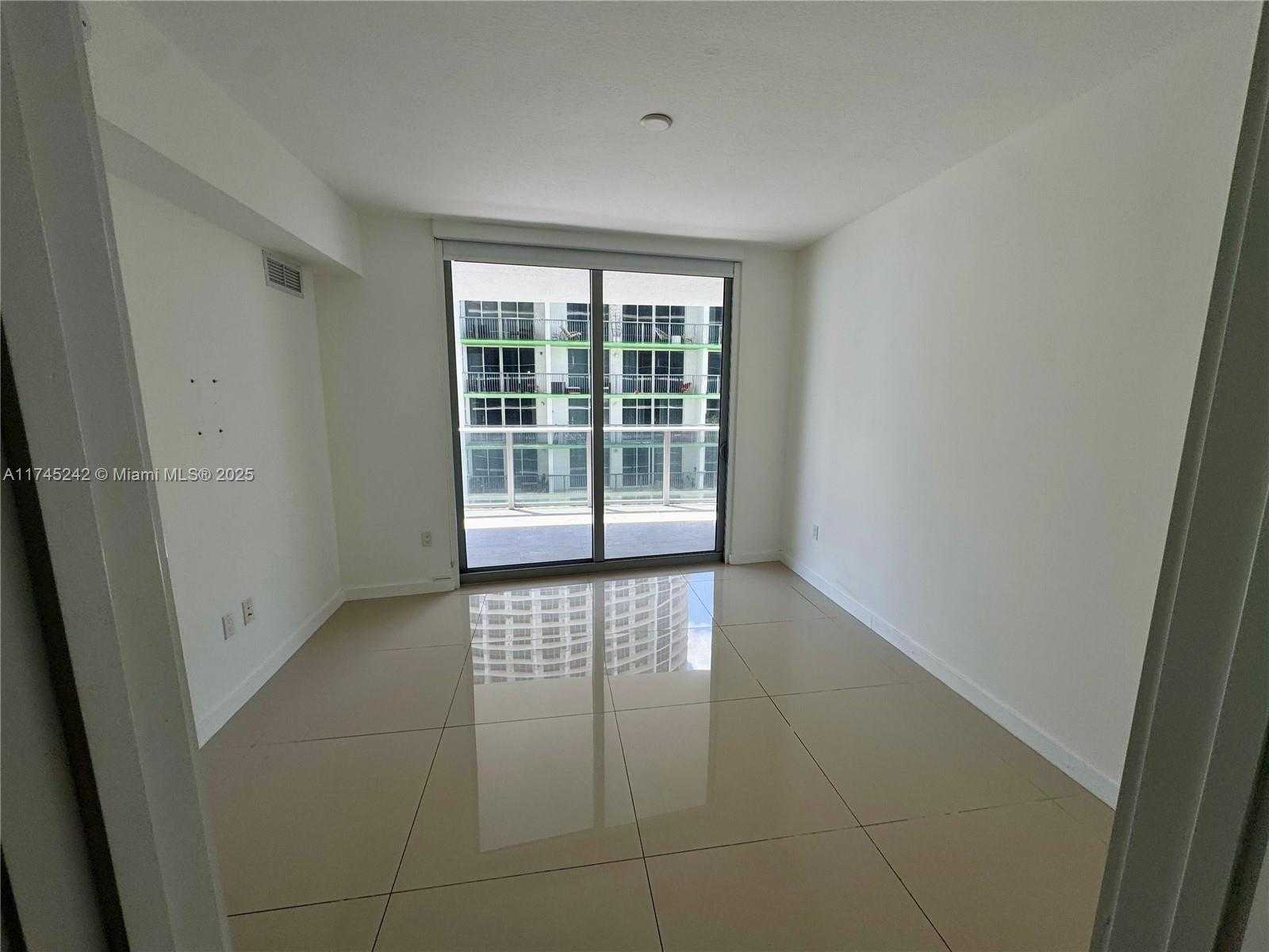 Small Image of 488 NORTH EAST 18TH ST #3204, Miami Number 13