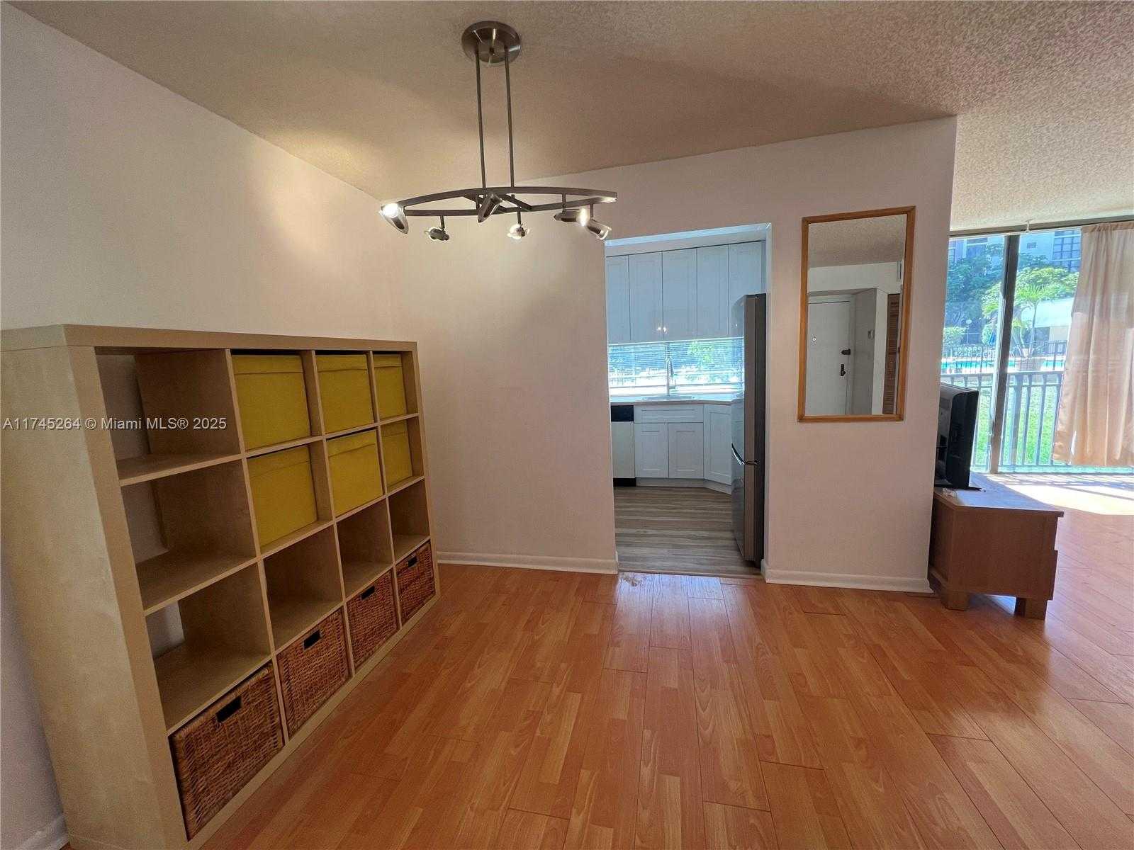 Small Image of 17011 NORTH BAY RD #111, Sunny Isles Beach Number 15