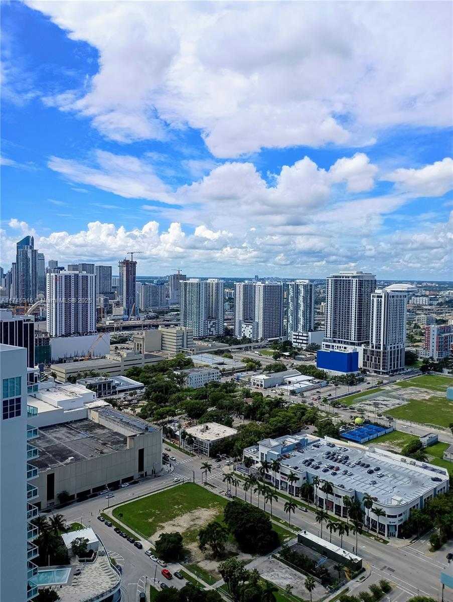 Small Image of 1900 NORTH BAYSHORE DR #4007, Miami Number 14