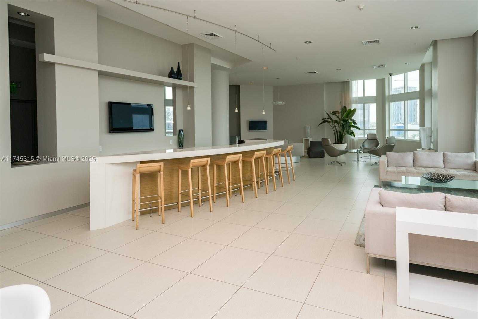 Small Image of 1900 NORTH BAYSHORE DR #4007, Miami Number 26