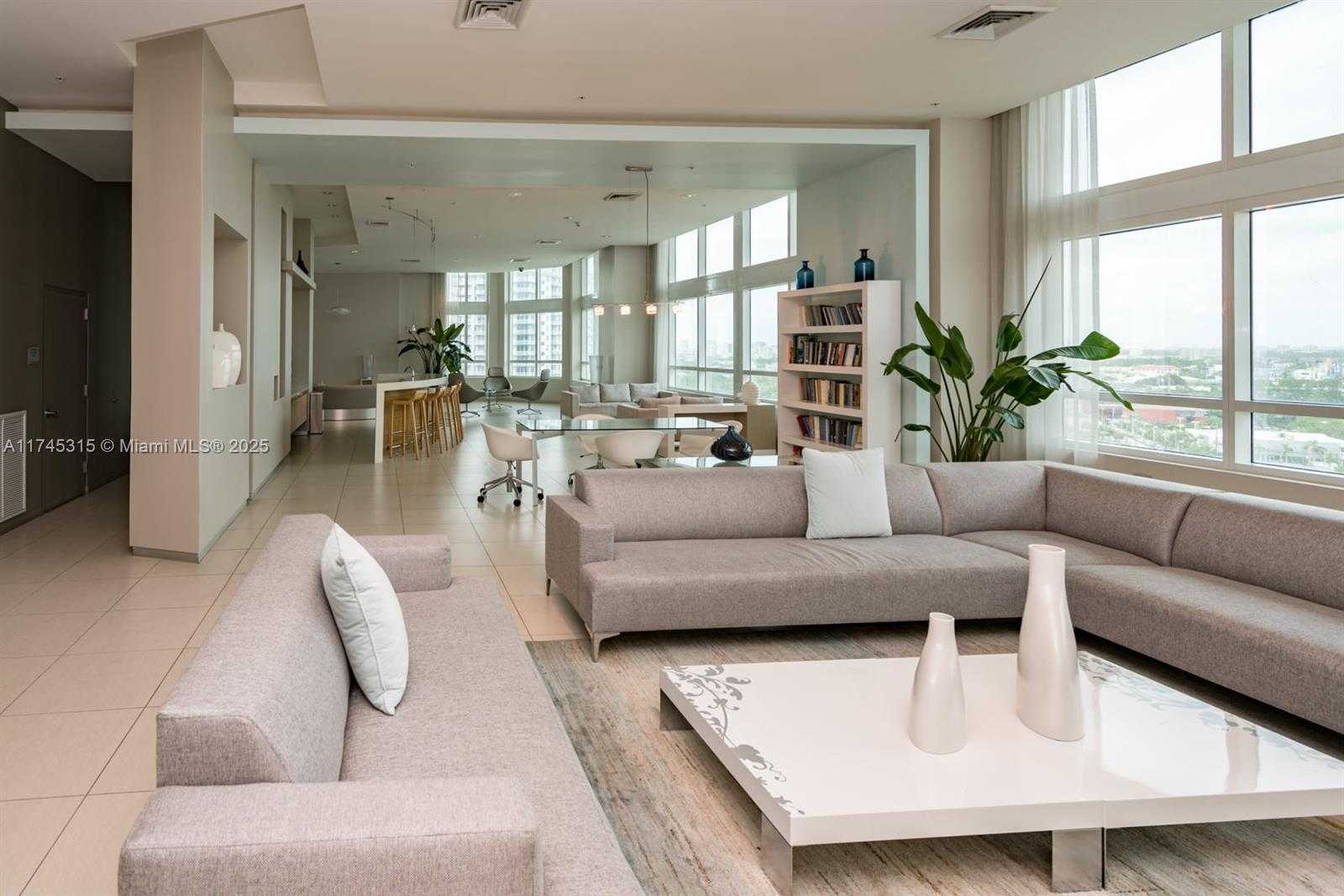 Small Image of 1900 NORTH BAYSHORE DR #4007, Miami Number 27
