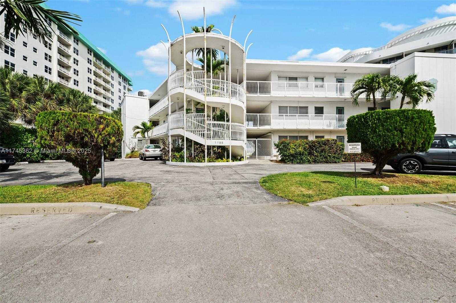 Small Image of 1155 103RD ST #3B, Bay Harbor Islands Number 29