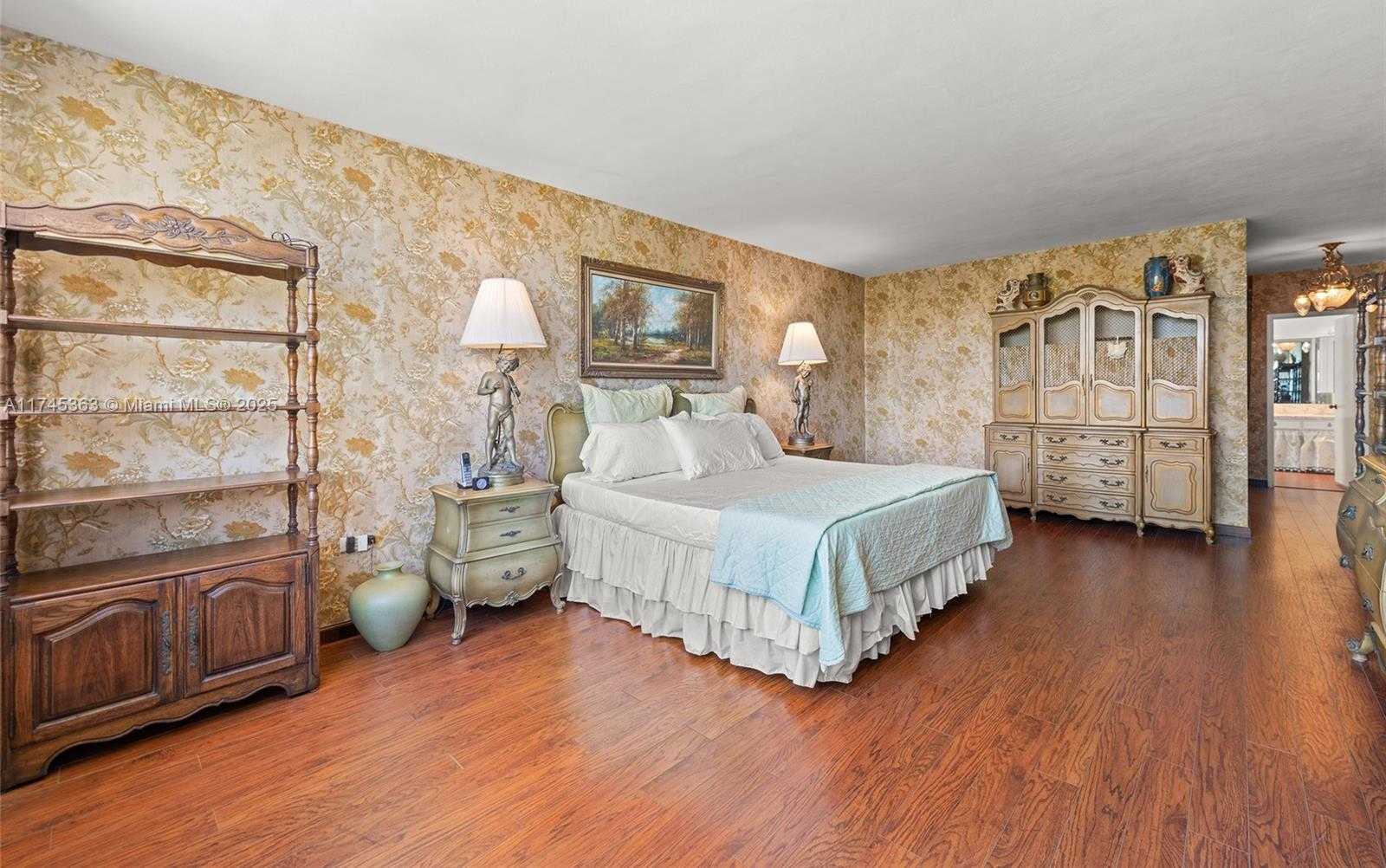 Small Image of 9240 WEST BAY HARBOR DR #4A, Bay Harbor Islands Number 11
