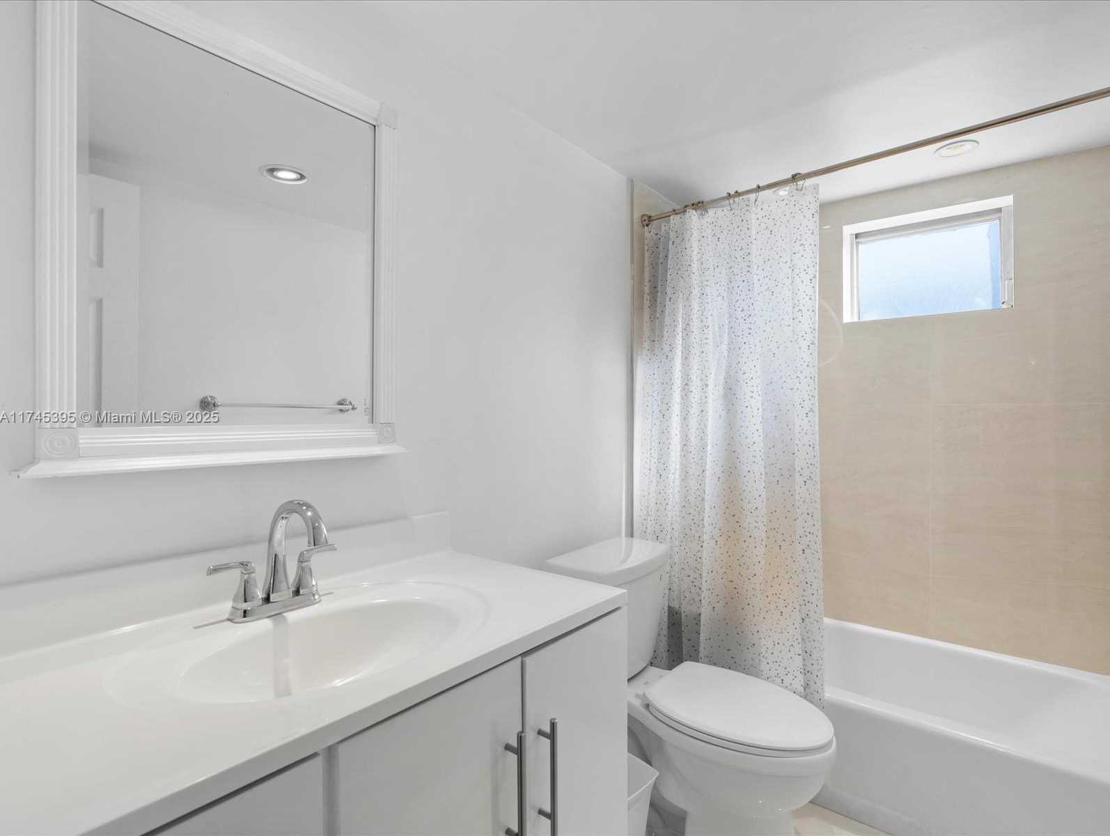 Small Image of 3750 NORTH EAST 170TH ST #100, North Miami Beach Number 13