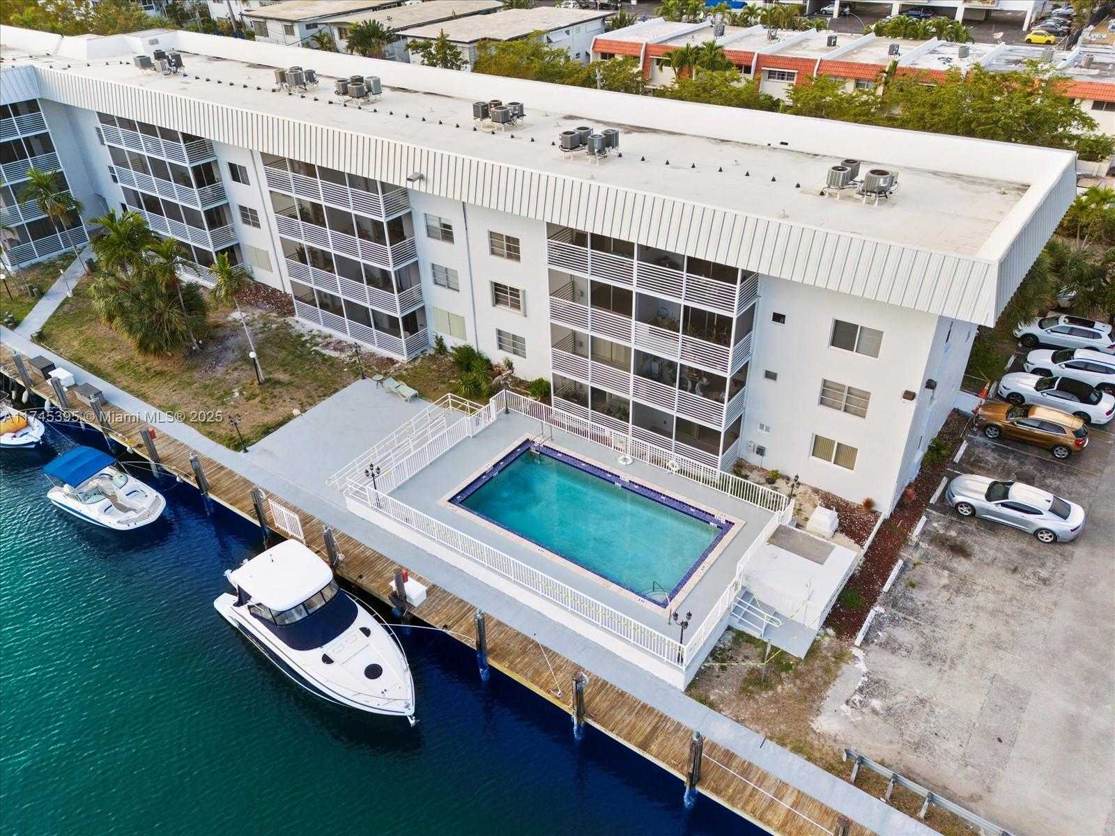 Small Image of 3750 NORTH EAST 170TH ST #100, North Miami Beach Number 19