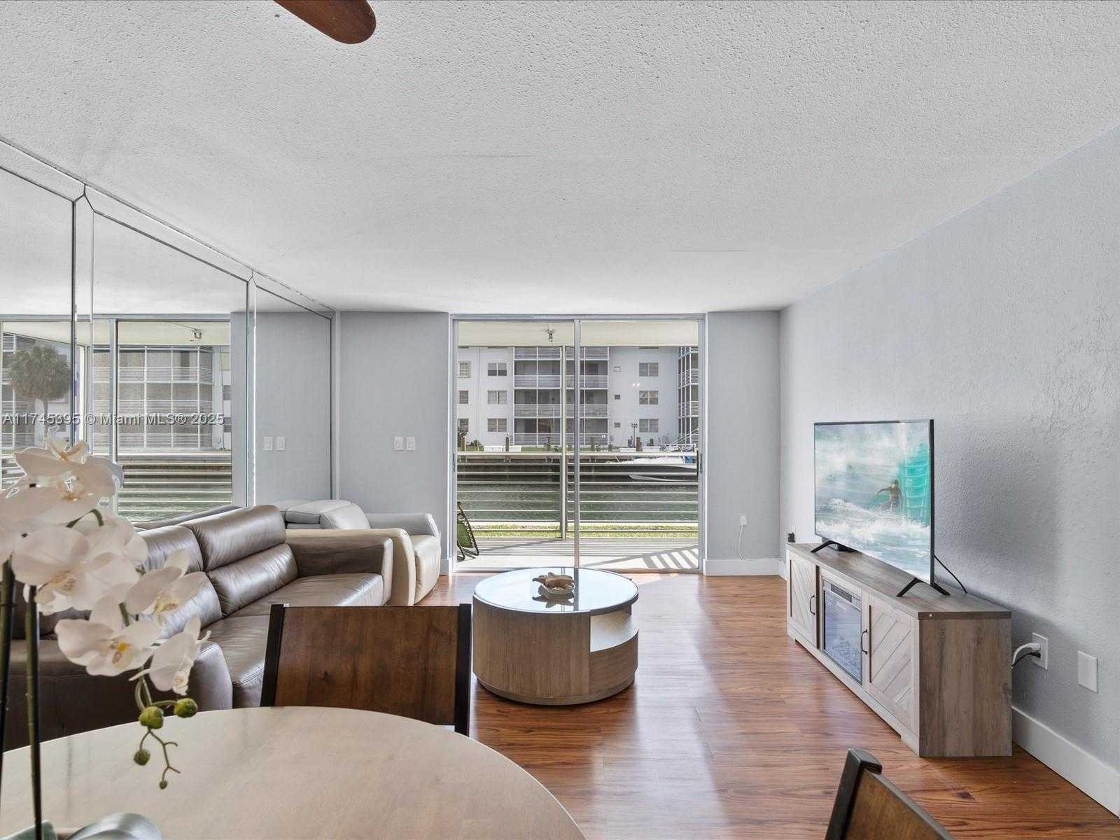 Small Image of 3750 NORTH EAST 170TH ST #100, North Miami Beach Number 5