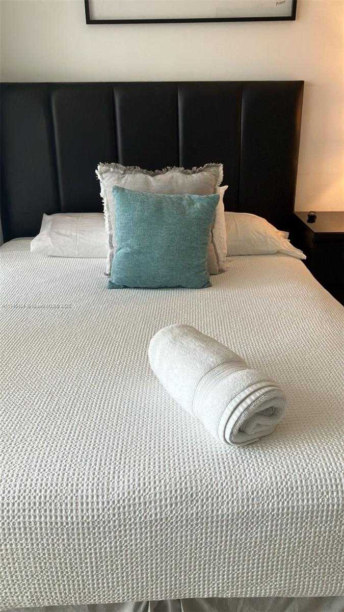 Small Image of 19201 COLLINS AVE #1139, Sunny Isles Beach Number 2