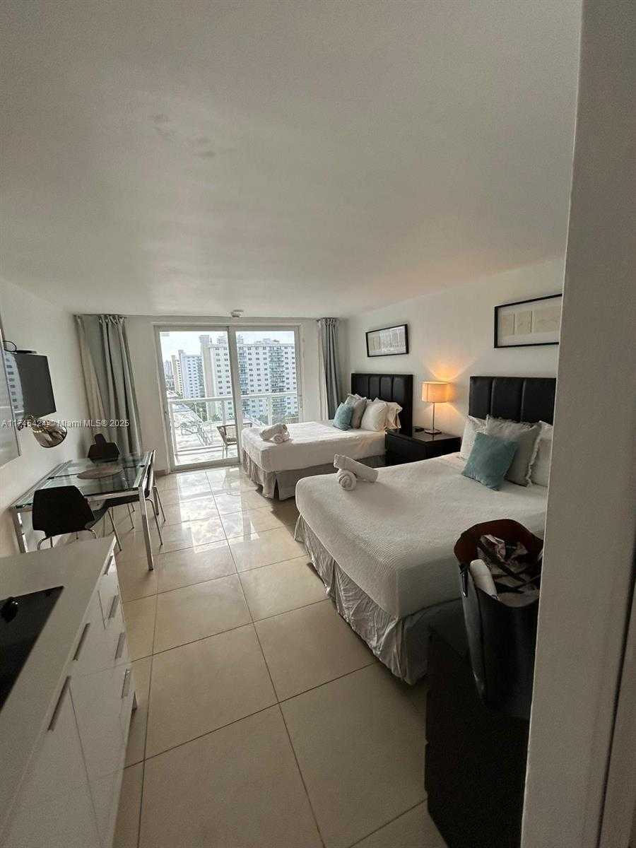 Small Image of 19201 COLLINS AVE #1139, Sunny Isles Beach Number 9