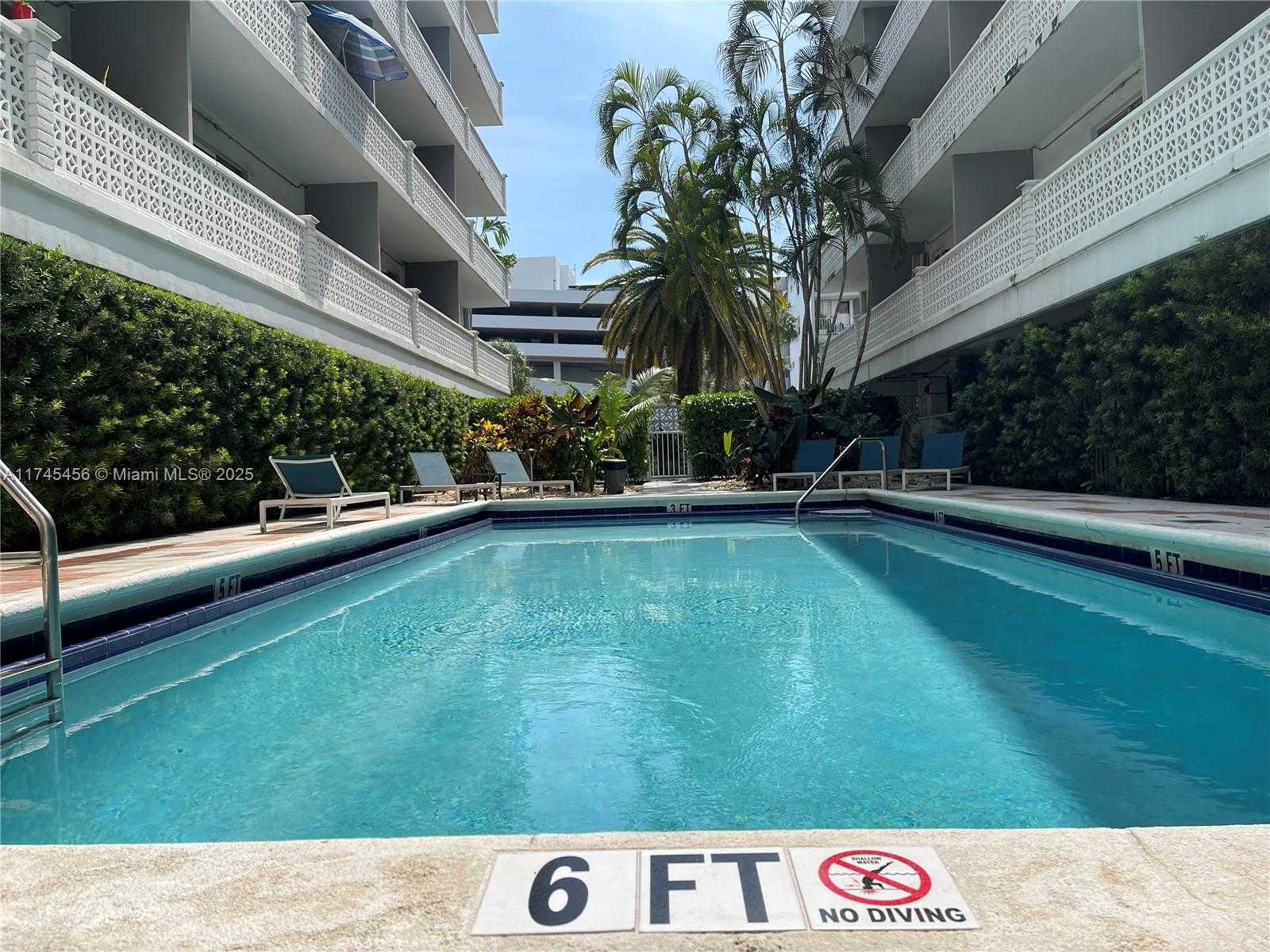 Small Image of 1620 WEST AVE #401, Miami Beach Number 15