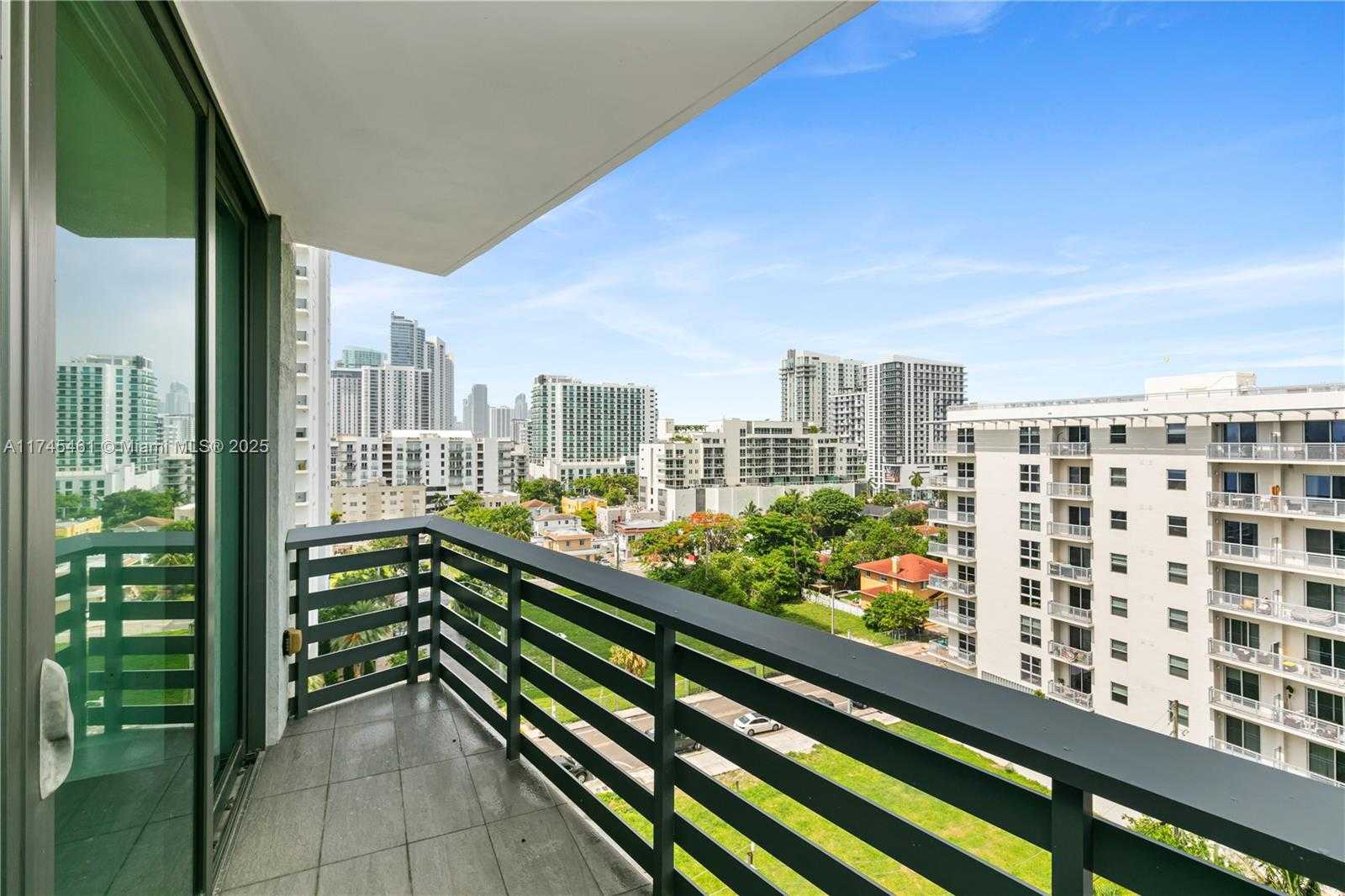 Small Image of 460 NORTH EAST 28TH ST #808, Miami Number 15