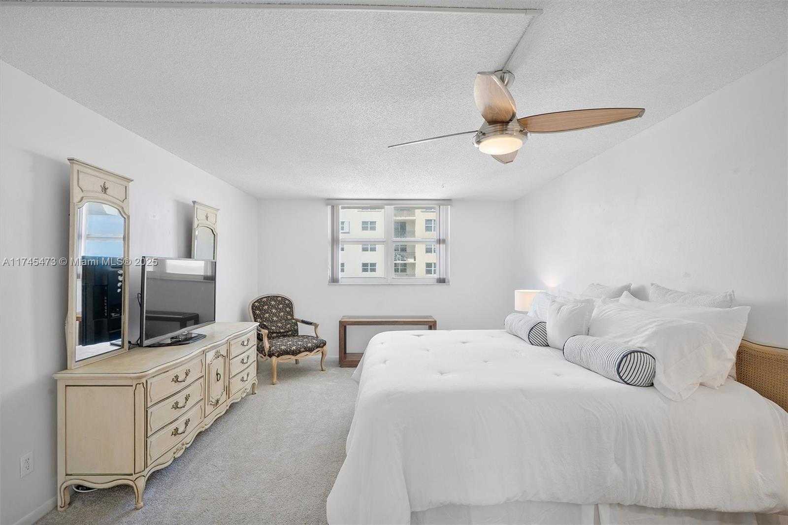 Small Image of 1601 SOUTH OCEAN DR #1101, Hollywood Number 12