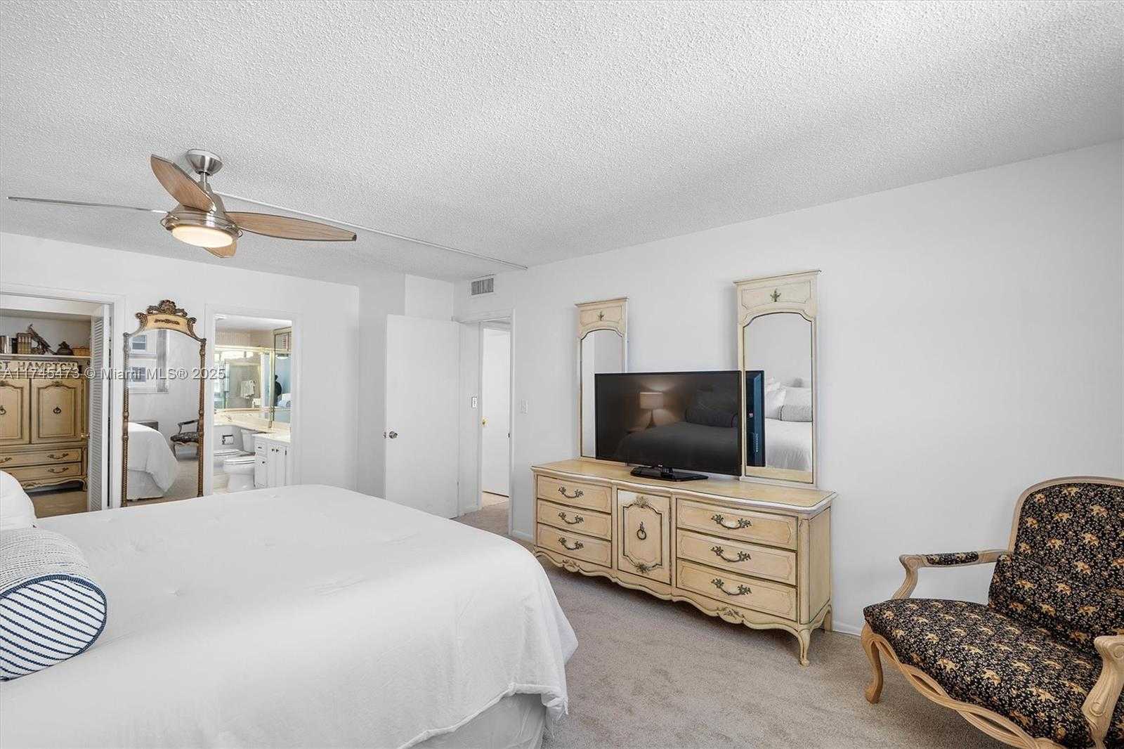 Small Image of 1601 SOUTH OCEAN DR #1101, Hollywood Number 14