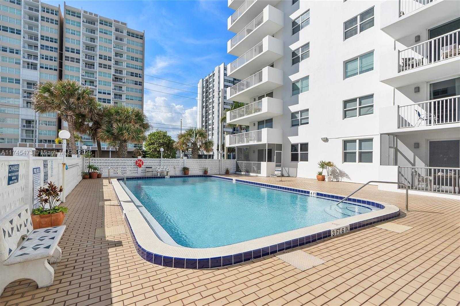 Small Image of 1601 SOUTH OCEAN DR #1101, Hollywood Number 2