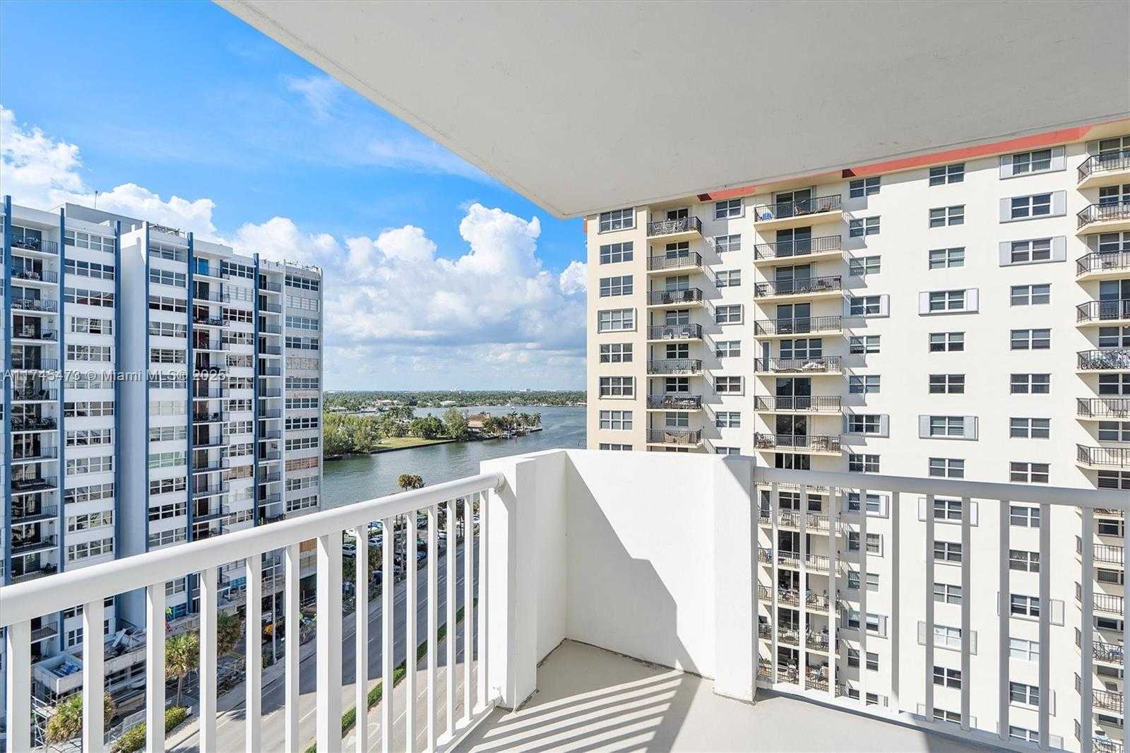 Small Image of 1601 SOUTH OCEAN DR #1101, Hollywood Number 23