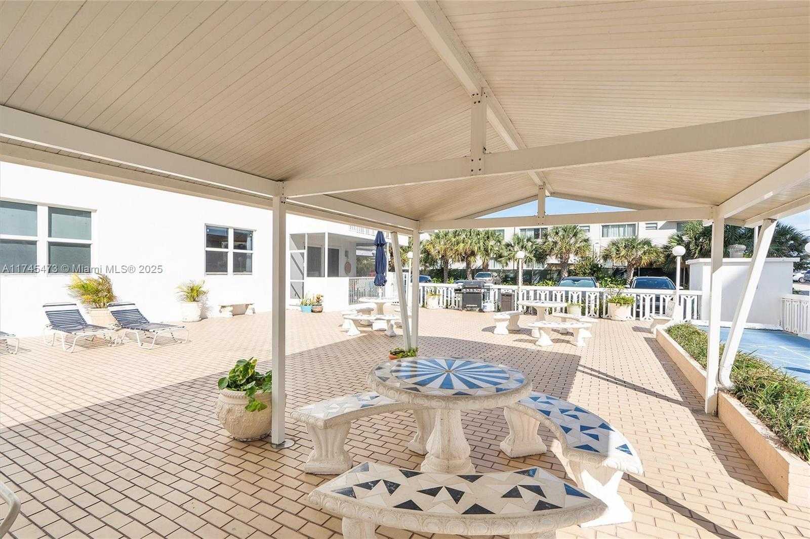 Small Image of 1601 SOUTH OCEAN DR #1101, Hollywood Number 27