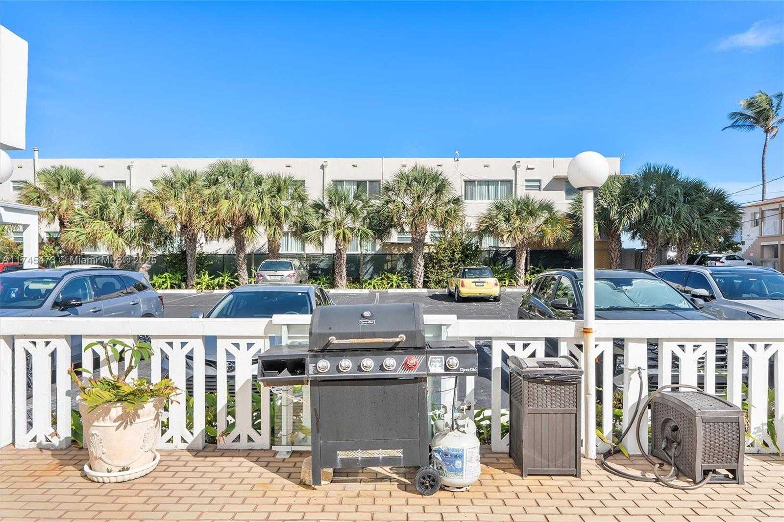 Small Image of 1601 SOUTH OCEAN DR #1101, Hollywood Number 29