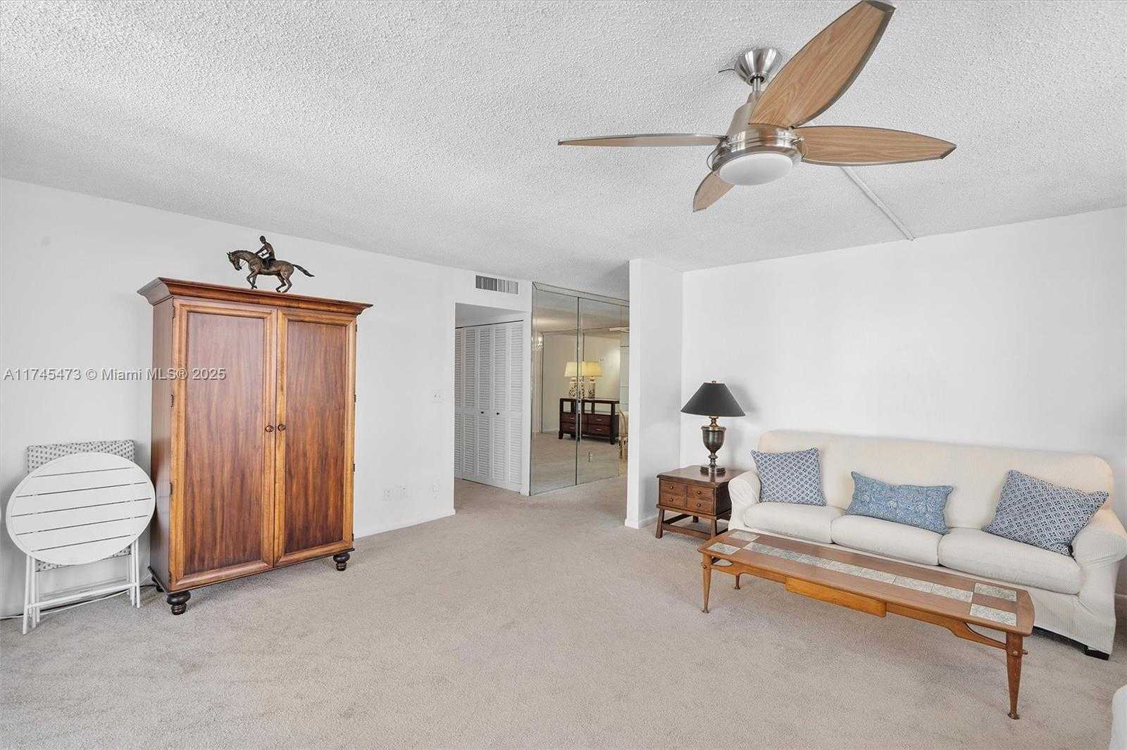 Small Image of 1601 SOUTH OCEAN DR #1101, Hollywood Number 5