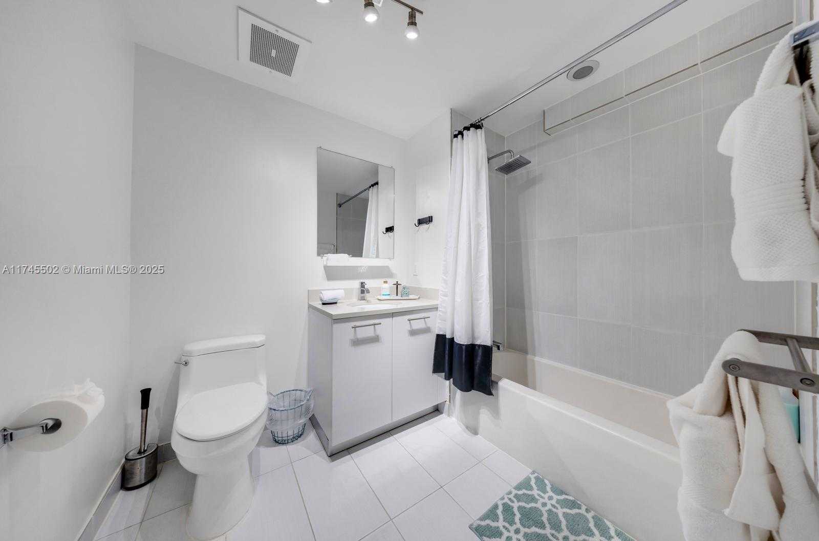 Small Image of 3250 NORTH EAST 1ST AVE #617, Miami Number 23