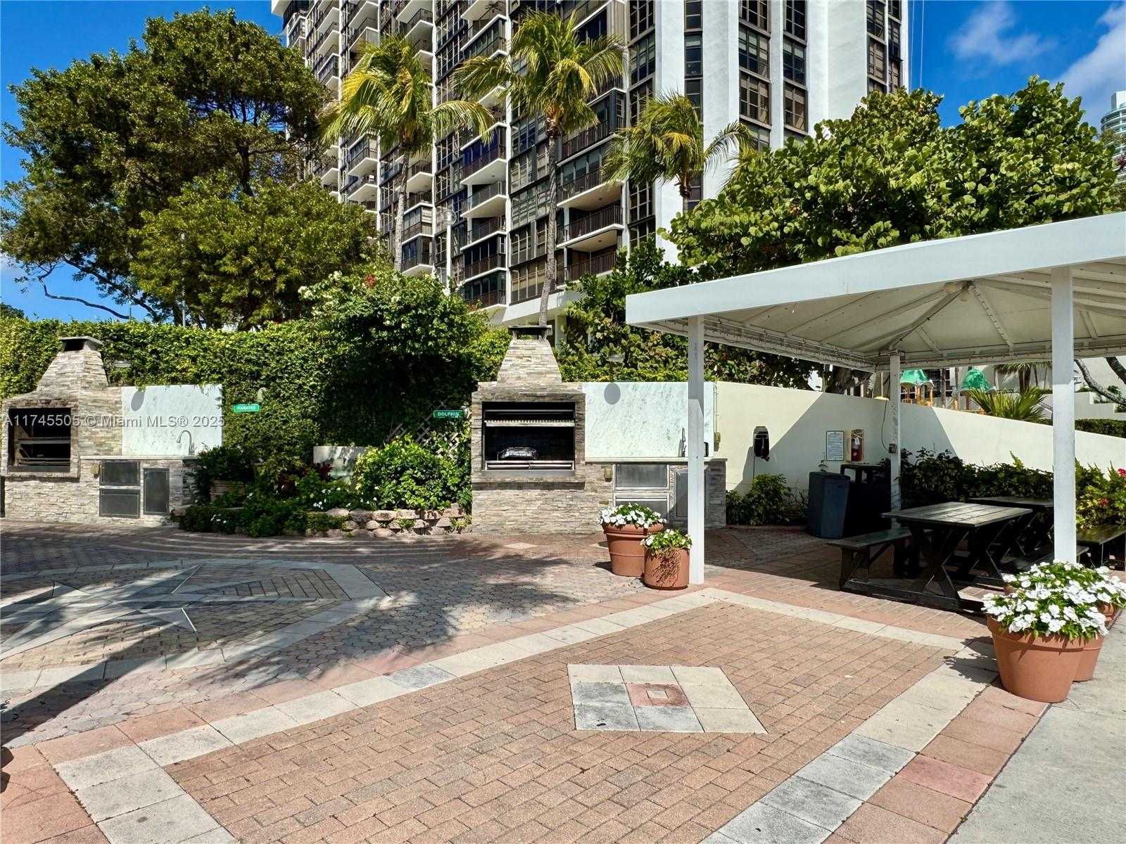 Small Image of 1915 BRICKELL AVE #C1612, Miami Number 16