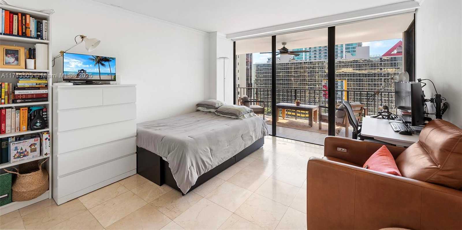 Small Image of 1915 BRICKELL AVE #C1612, Miami Number 21