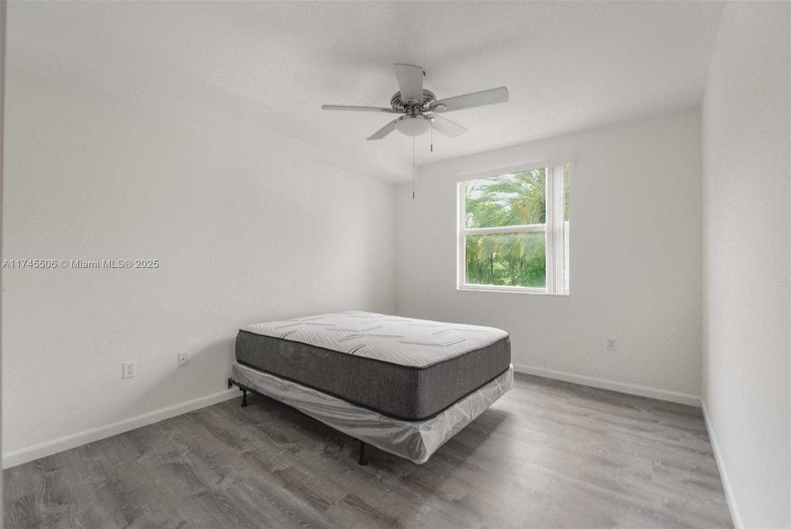 Small Image of 17100 NORTH BAY RD #1303, Sunny Isles Beach Number 11