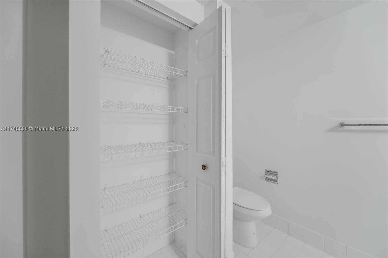 Small Image of 17100 NORTH BAY RD #1303, Sunny Isles Beach Number 15