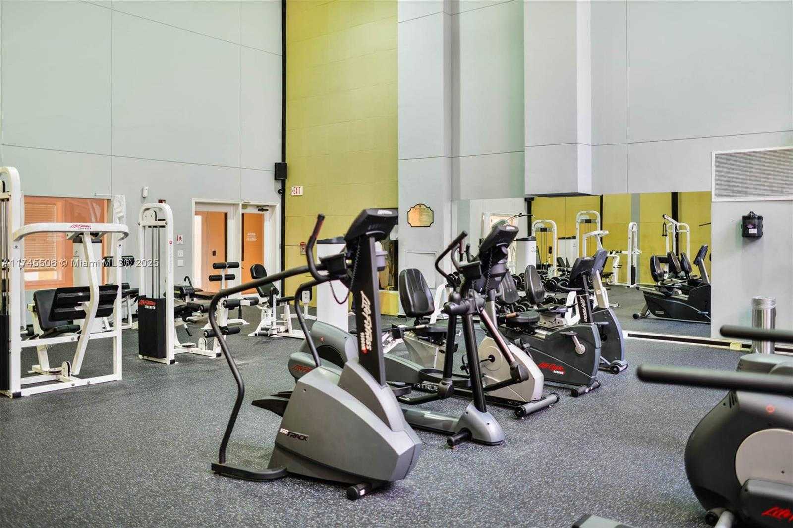 Small Image of 17100 NORTH BAY RD #1303, Sunny Isles Beach Number 29