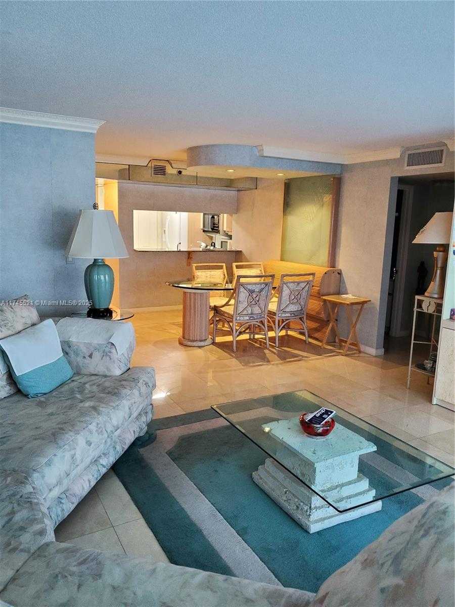 Small Image of 5757 COLLINS AVE #1902, Miami Beach Number 6