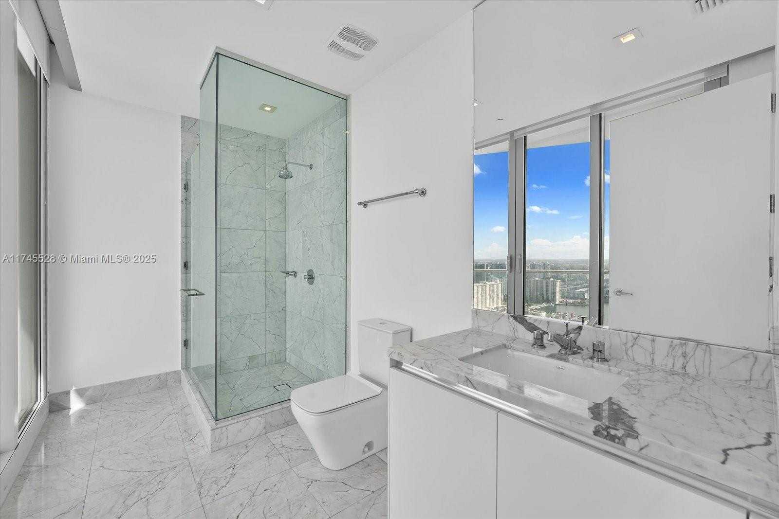 Small Image of 16901 COLLINS AVE #3905, Sunny Isles Beach Number 22