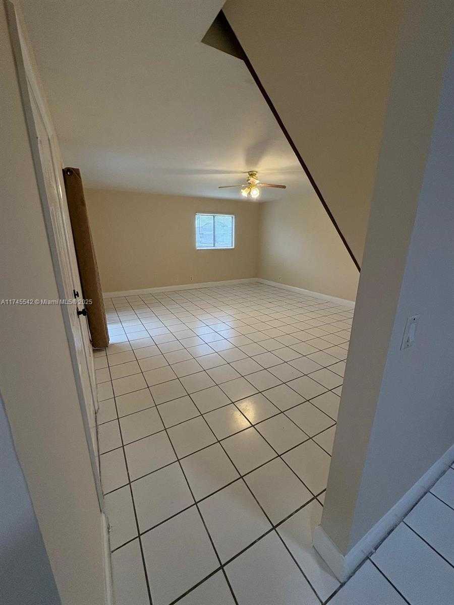 Small Image of 129 SAN REMO BLVD, North Lauderdale Number 10