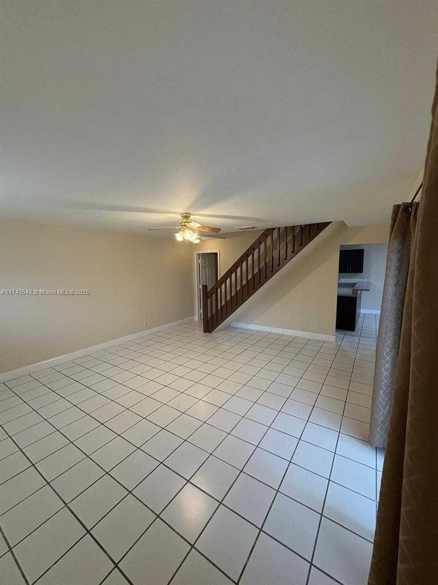 Small Image of 129 SAN REMO BLVD, North Lauderdale Number 11